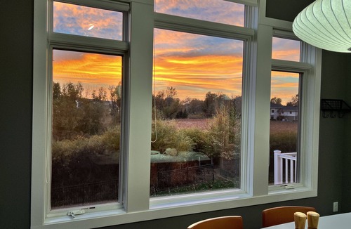 Blaine House | Private, Spacious, Modern Home in Blaine — w/Pool Table, Sleeps 13+