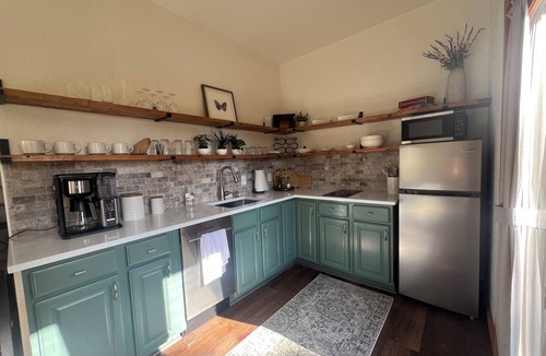 Parker Apartment | Private studio at Bayou Hills BnB in charming Parker perfect for getaway