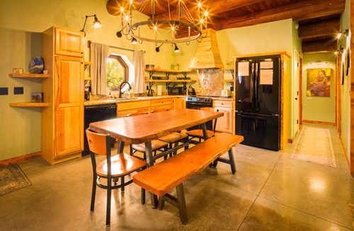 Baca Grande Cottage | Purple Hobbit Home/Hot Tub/Sauna/Fire Pit