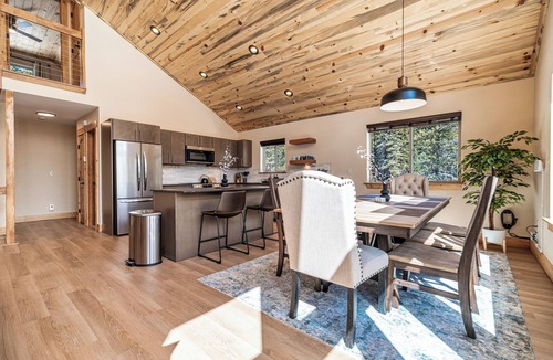 Valley of the Sun House | Qpine Ranch - Brand New Luxury Home in Fairplay - New Hot Tub!