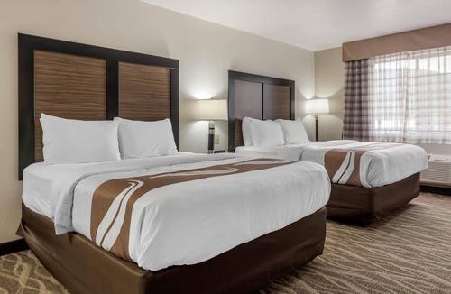 South Fork Hotel | Quality Inn & Suites South Fork - Wolf Creek