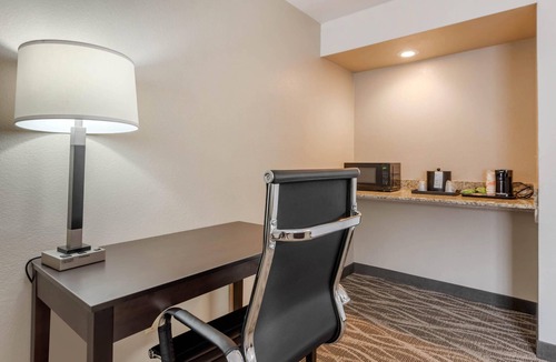 South Fork Hotel | Quality Inn & Suites South Fork - Wolf Creek