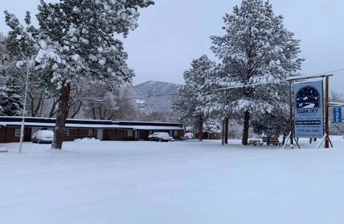 Howard House | Quiet Motel Room Near Ark River #8 - 15 min to Salida