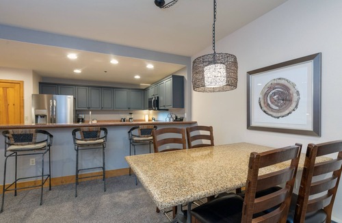 Mountain Village Condo | Quiet Wooded 1-Bedroom Bear Creek Lodge Condo With Hot Tubs, Pool