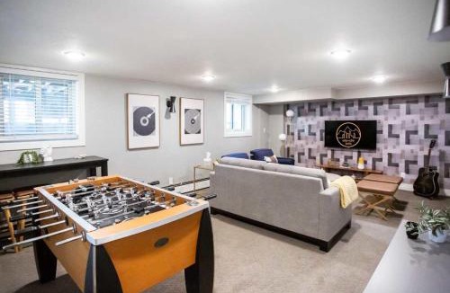 Bel Aire House | Rare Pool and Hot Tub Home - Family and Pet Friendly