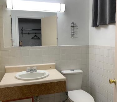 Raton Hotel | Ratons Peak Inn