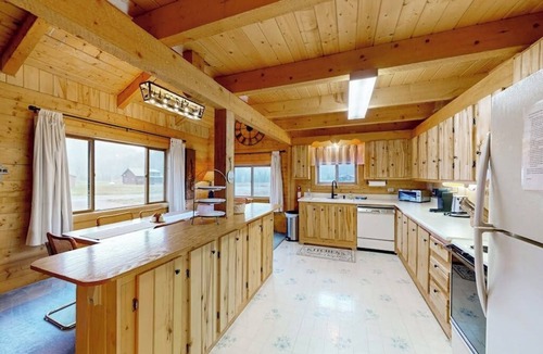 South Fork House | Relaxing mountain home, huge deck with great views and large private yard