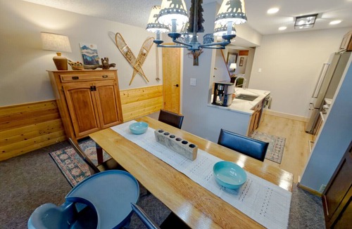 Baldy Mountain Condo | Relaxing Mountain Escape for Long-Term Living