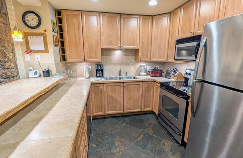 Avon Condo | Remodeled Condo w/FREE WiFi, Parking, Heated Pool, Hot Tubs, Skier Shuttles