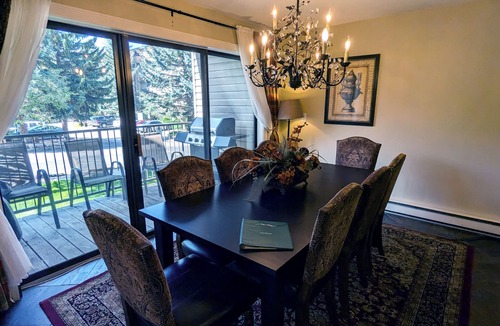 Avon Condo | Remodeled Condo w/FREE WiFi, Parking, Heated Pool, Hot Tubs, Skier Shuttles