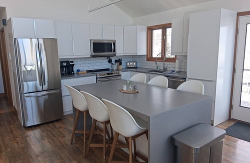 Fort Collins House | Reservoir Retreat with Hot Tub and Mtn. Views!