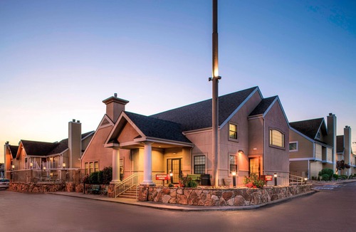 Highland Hotel | Residence Inn by Marriott Denver Downtown