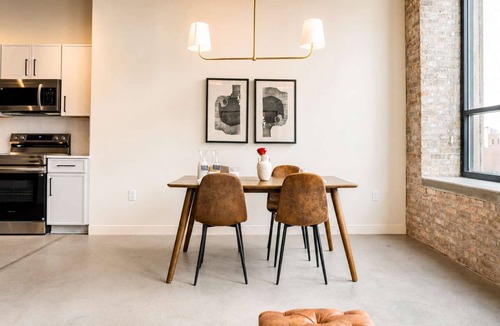 Downtown Minneapolis Apartment | Roami at Century Plaza | Downtown | 1BR
