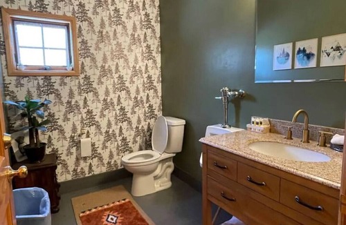 Twin Lakes Cabin | Romantic Twin Lakes lodge room with queen bed, porch & lake views