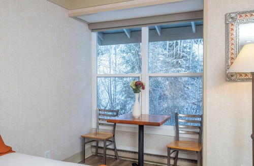 Telluride Hotel | Room with Kitchenette, Walk to Downtown or Ski Lift