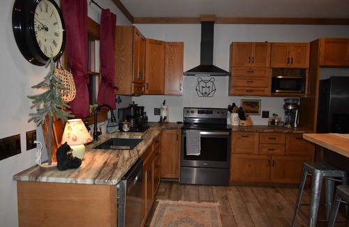 Chalet Village North House | Rustic Lodge in Mountains with tranquility and luxury in Gated Community.