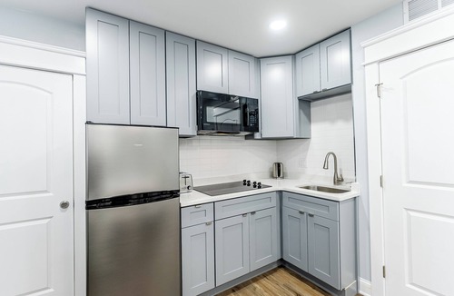 East Passyunk Crossing Apartment | S. Philly Studio Minutes - Center City Passyunk Sq and More!