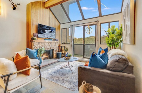 Peak 9 Condo | Safir Haus at Beaver Run Resort Ski In Ski Out
