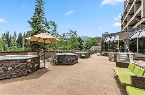 Peak 9 Condo | Safir Haus at Beaver Run Resort Ski In Ski Out