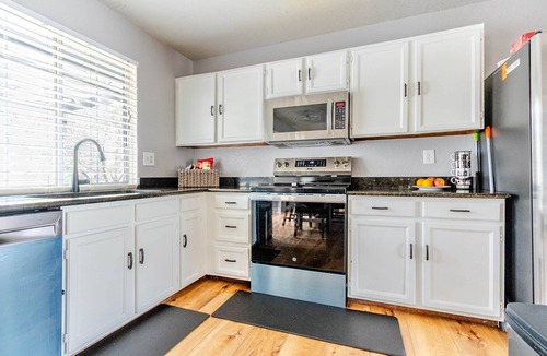 Centennial House | Sagewood Suite | Centennial Colorado