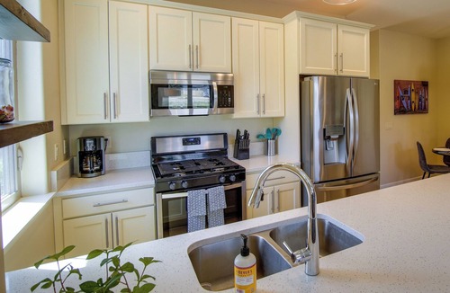 Salida Condo | Salida Oasis: 1 Mi to Town, Mountain View, Hot Tub
