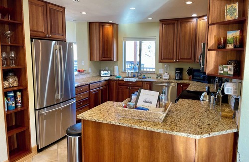 Durango House | Scenic 5BR Retreat w/Epic Views 5 Min to Downtown Durango