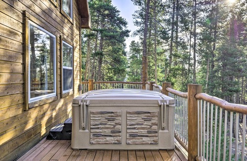 Valley of the Sun Cabin | Scenic Mountain Cabin on 4 Wooded Acres & Hot Tub!