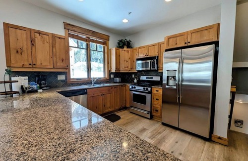 Keystone House | Scenic Rockies Retreat | Pool & Fresh Air