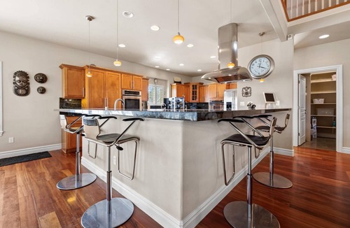 Southeast Boise House | Scenic Serenity in Immaculate Custom Home with Breathtaking Mountain Views & Cozy Fireplace