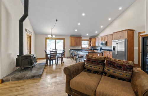 Buena Vista House | Secluded and peaceful 3-bedroom home in Buena Vista next to the national forest!