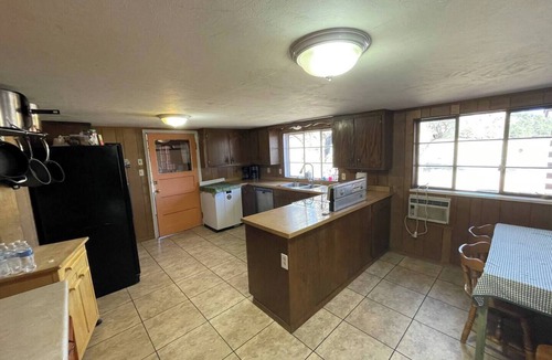 Cotopaxi House | Secluded Colorado Ranch on 140 Acres Near Salida