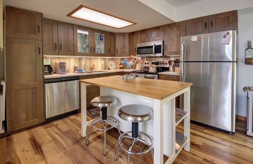 West Colorado Springs House | Secluded Mountain Retreat ~ Walk to Garden of Gods!