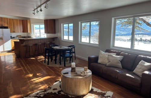 Missouri Heights Apartment | Serene 2-bedroom apartment with WiFi in Carbondale 10 min from Whole foods Veiws