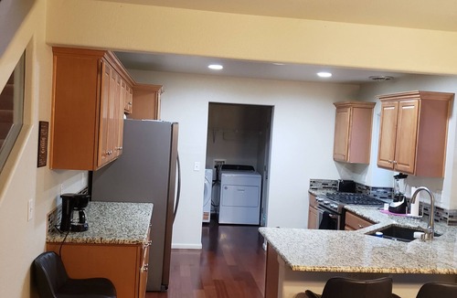 Green Valley Ranch House | Serene 3-bedroom house with AC in Denver