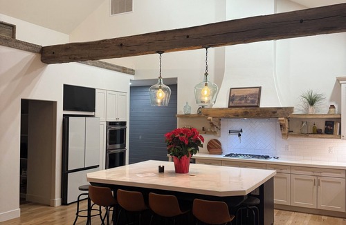 Loma Other | Serene Stay with Gorgeous Views, Bright, Cozy & Close to Everything Fruita.