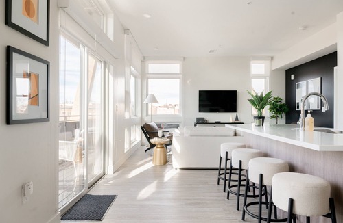 Highland Condo | Serenity in Style | Espadin LoHi