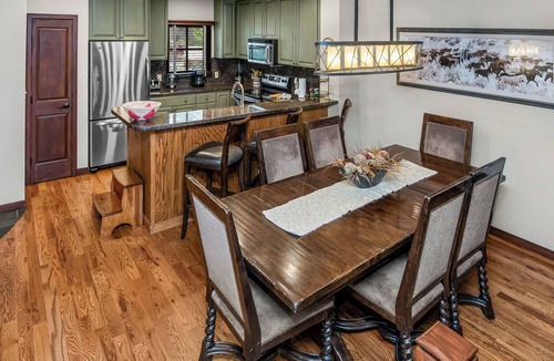 Highlands Townhomes Condo | Ski-In and Out Your Doorstep! Pool/Hot Tub, Great Village Access