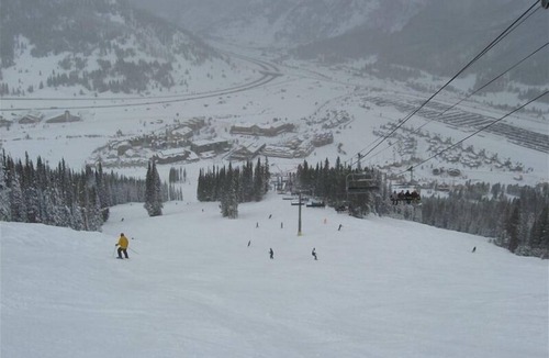 East Village at Copper House | SKI IN/OUT, AT SUPER B 6chair Lift , 3 Bedrms, Bunk, 3 Bathrm, Sleep 9, Hot Tub