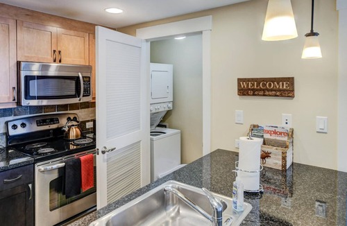 Winter Park House | Ski In Out Village Condo 4474 I Huge Hot Tub I Great Views I Heated Garage I Discounted Attractions