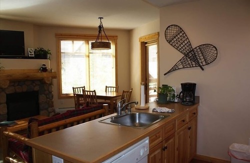 Copper Mountain Condo | Ski in/Ski Out, 2 BR/2 BA, *Sleeps 8*