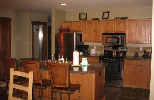 River Run Condo | Ski Keystone! Springs 8900 2 BR/3 BA Corner condo! Steps to Kindred and Gondola!