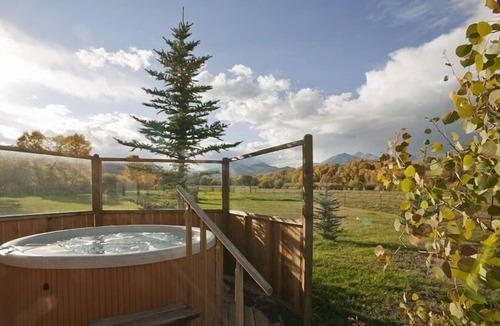Salida House | Ski Monarch, WiFi, pets, hot tub, pond, trout stream on 35 acres , sleeps 4