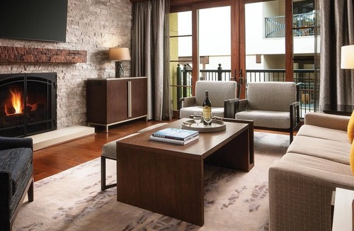 Vail Villa | Ski Vail! Thanksgiving Week 2-bedroom villa sleep 6 in superb Vail Chalet