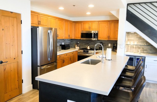 Mountain Village Condo | Southwestern-Style Spacious 4-Bedroom Condo With Amenities