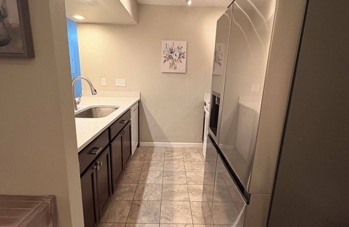Carmody Condo | Spacious 2BR + loft, fully furnished, minutes to Red Rocks