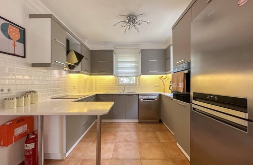 Oludeniz Villa | Spacious 3 bedroom detached villa with large terrace and private swimming pool