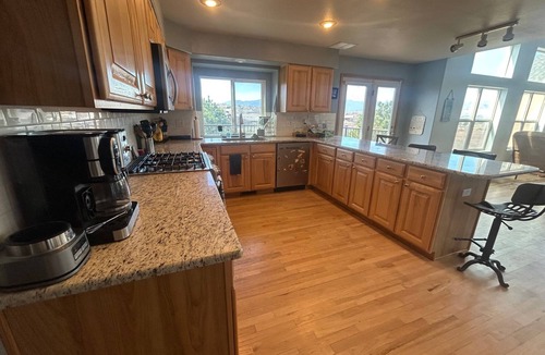 Northeast Colorado Springs House | Spacious 4-bedroom house with AMAZING Pikes Peak View and great location!