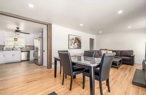 University Hills House | Spacious 4-bedroom house 10 minutes from Downtown Denver w/Big Yard