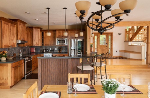 Coal Creek House | Spacious 4 BR mountain home with pool table, hot tub, and incredible views