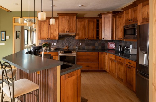 Coal Creek House | Spacious 4 BR mountain home with pool table, hot tub, and incredible views